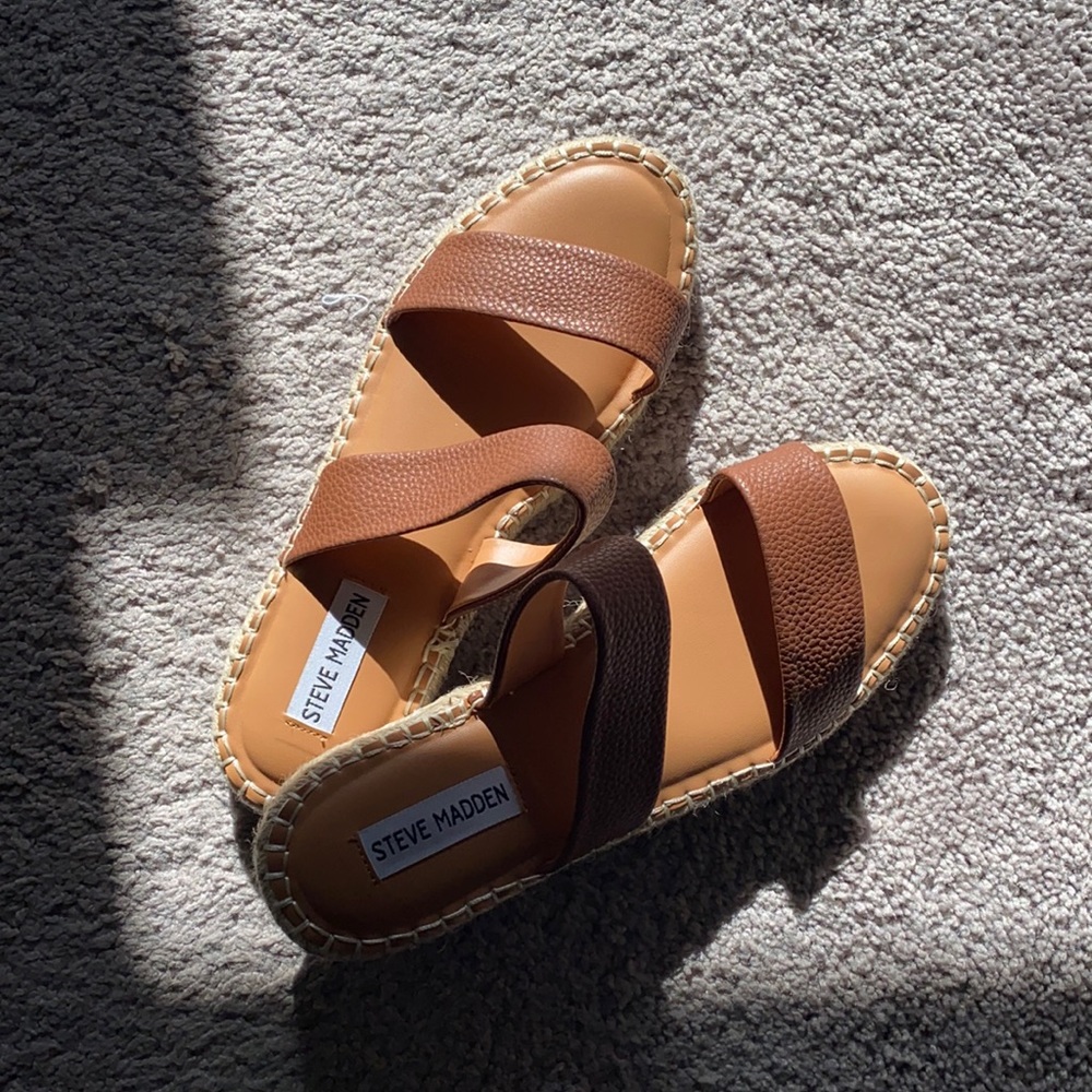 Steve Madden sandals never worn without box